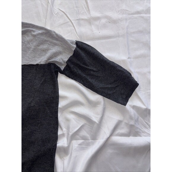 Zenana Outfitters Women’s Small Grey Black Half Sleeve Hi-low Hem T-shirt Top - Picture 13 of 14